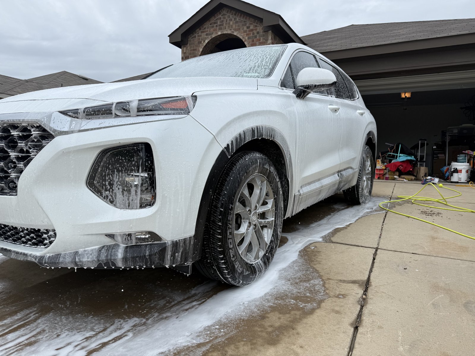 Hyundai Santa Fe foam cannon wash